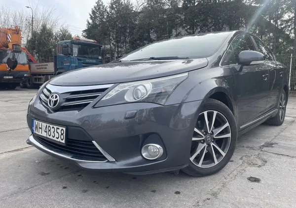 mazowieckie Toyota Avensis cena 35900 przebieg: 199777, rok produkcji 2013 z Warszawa